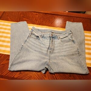 American Eagle mom jeans